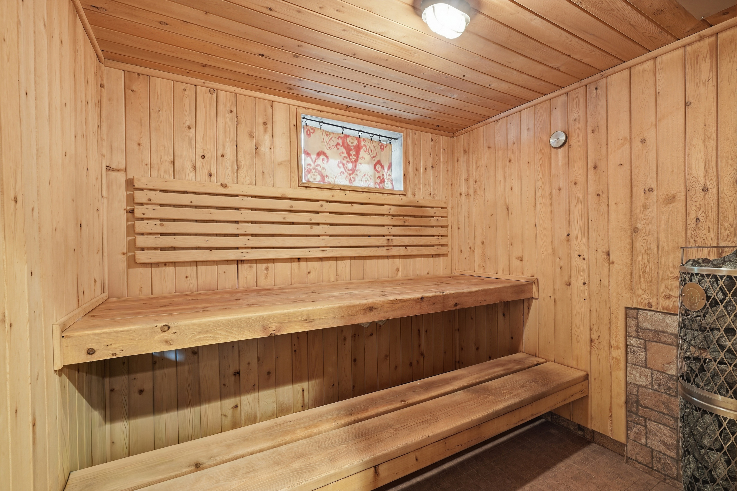Basement flex room